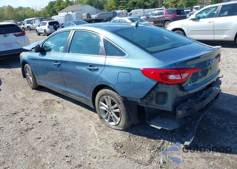 2017 Hyundai Sonata z USA, uszkodzony, nr VIN 5NPE24AF1HH534066